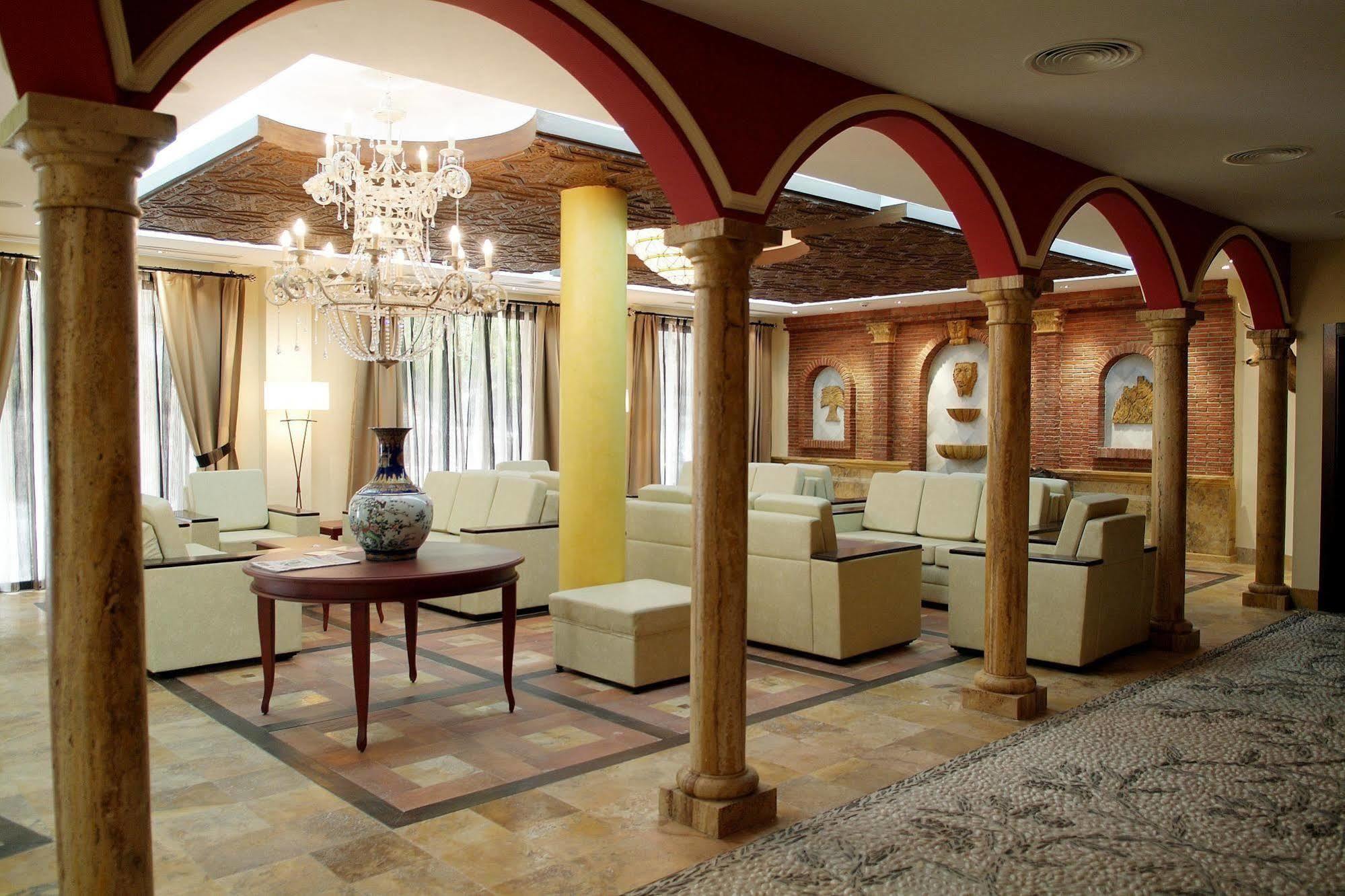 Apartamentos San Pedro La Iruela Luaran gambar