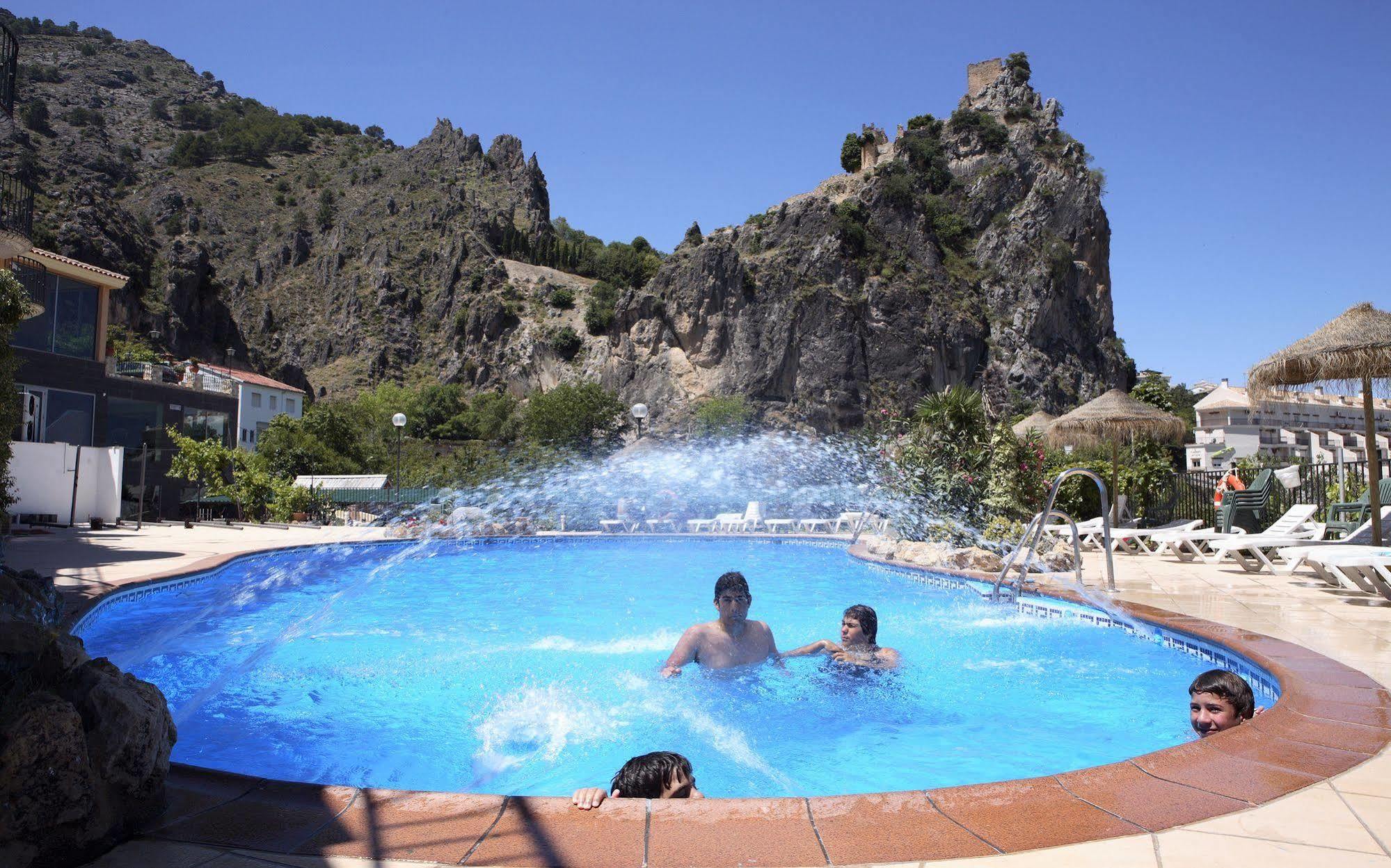 Apartamentos San Pedro La Iruela Luaran gambar